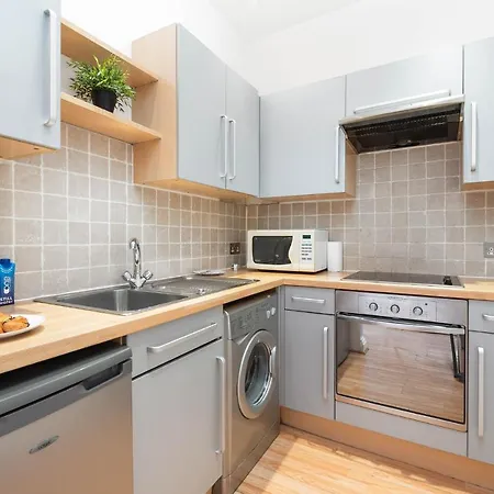 Mayfair By Capital Apartment *