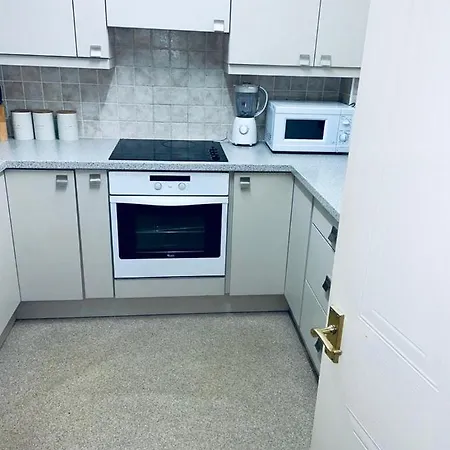 Service Apartment *