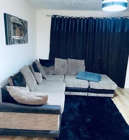 Service Apartment *