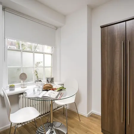 Apartment Riverside Accommodation In Pimlico - London