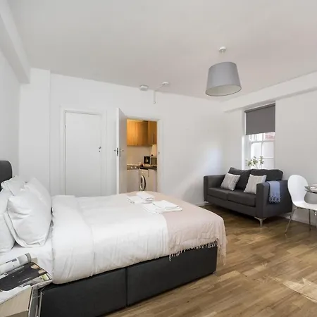 Riverside Accommodation In Pimlico - London *