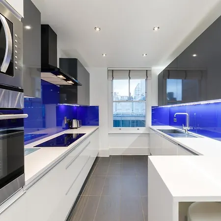 Apartment Garrick Mansions By Aeria Apartments