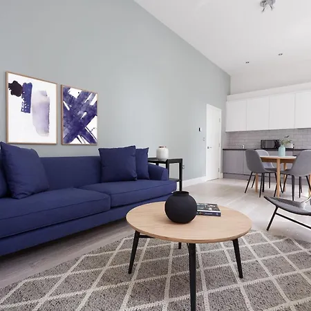 1vh Virginia House, 31 Bloomsbury Way By Living * London
