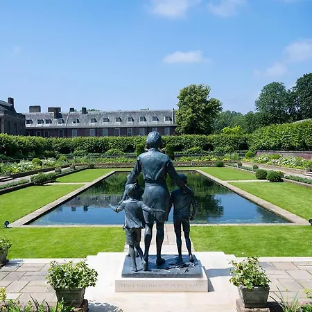 Thames Residences Hyde Park