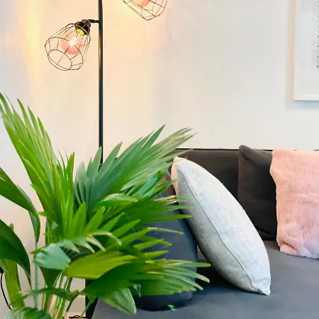 Olympic Family Home, With Own Garden Bliss Holiday home London