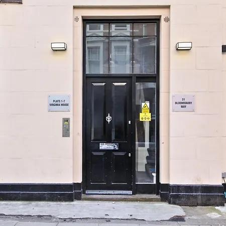 1vh Virginia House, 31 Bloomsbury Way By Living Holiday home London