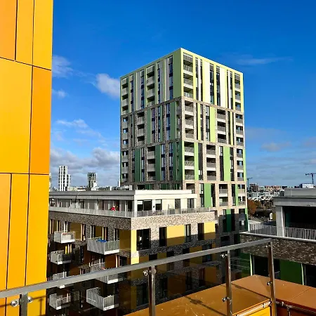 Luxury 5* Penthouse Greenwich Sleep 9 With Parking *