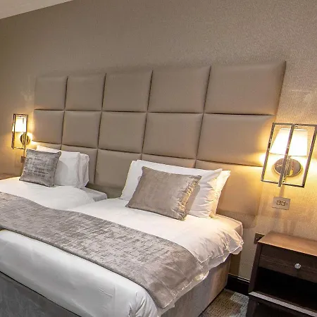 The Crescent Hyde Park 4*