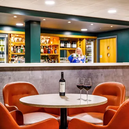מלון Ibis Budget London Heathrow Terminal 5 הית'רו