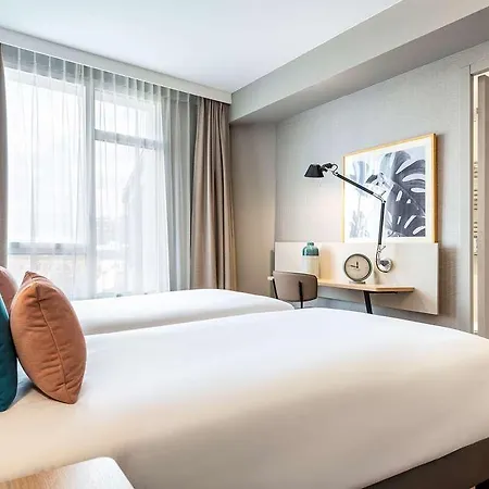 Adagio Stratford Apartmanhotel 4*