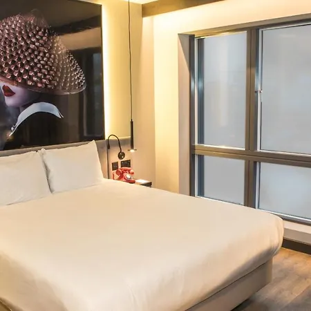 Radisson Red Greenwich The O2 4*