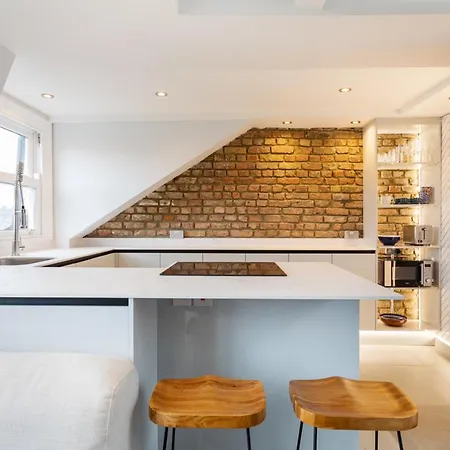 Bright Maida Vale London