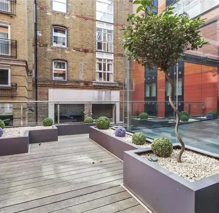 Modern In By River Thames Apartment London