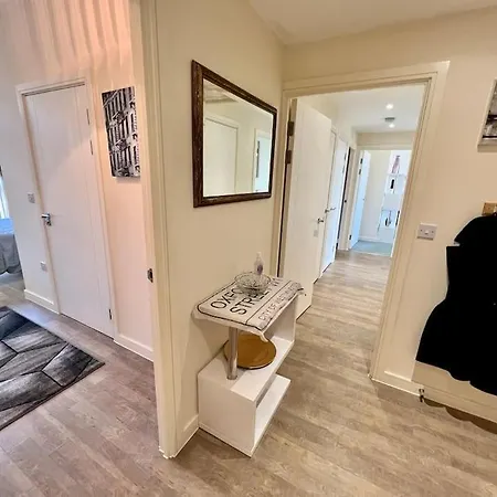 Luxury 5* Penthouse Greenwich Sleep 9 With Parking * London