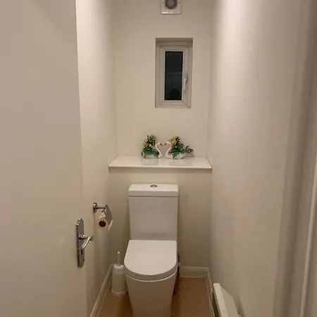 Wimbledon House Of Spencer Hill Guest house *