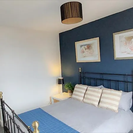 Very Spacious Two Bedroom Converted In East *