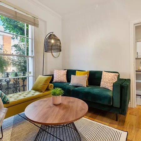 Camden - Barracks Apartment