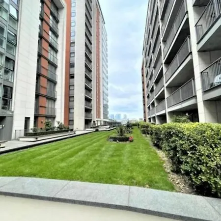 Lovely Waterfront Flat Canary Wharf Excel Centre