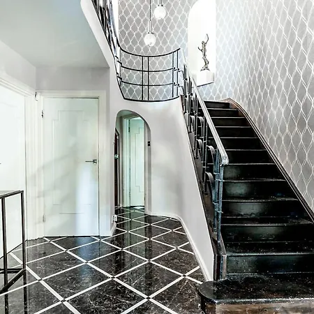 Gatsby Villa London