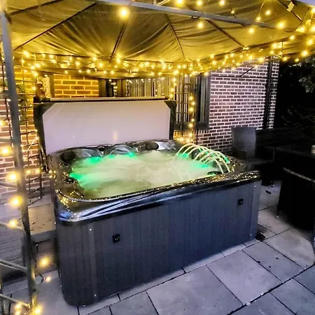 Gatsby Villa London Villa