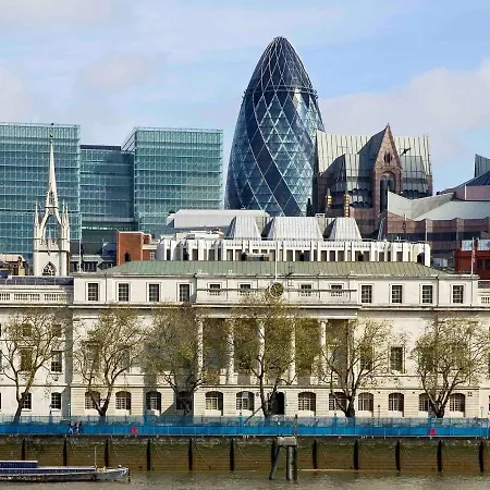 Novotel London Otel