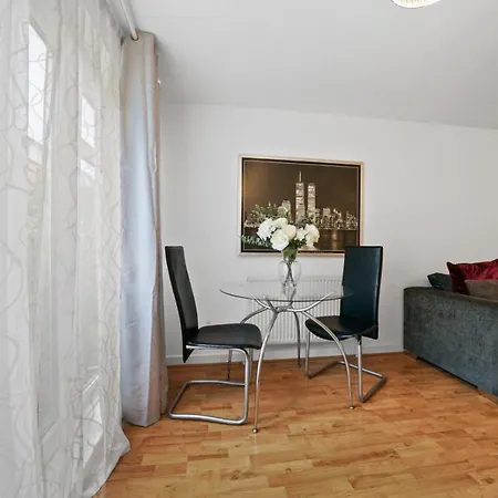 Modern Deluxe 1 Bed Bermondsey Bridge