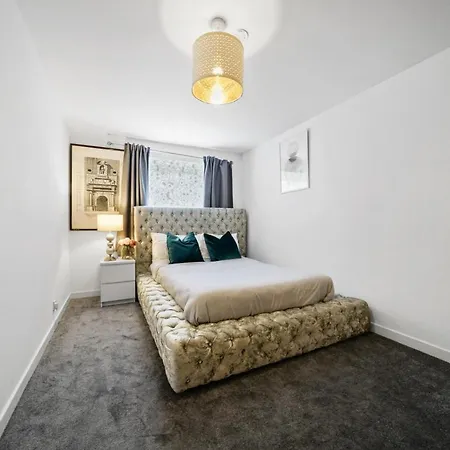 Modern Deluxe 1 Bed Bermondsey Bridge *