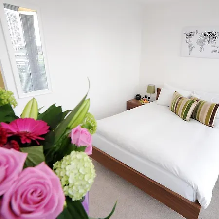 Apple Apartments Limehouse Basin