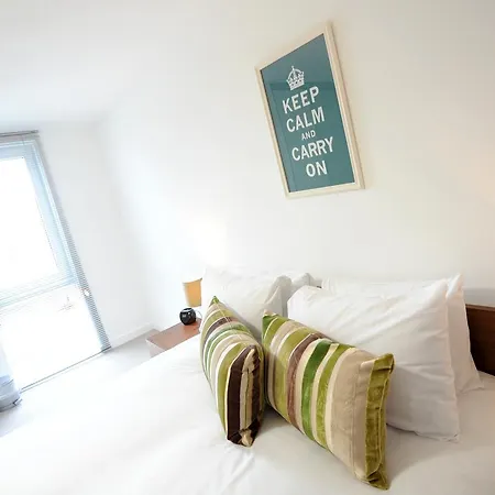 Apple Apartments Limehouse Basin London