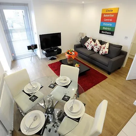Apartment Apple Apartments Limehouse Basin London