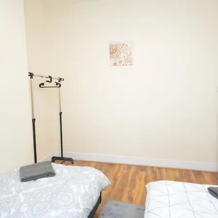 Holiday home Cheerful 4 Bedroom House In Greater