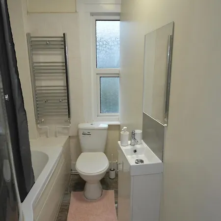 Cheerful 4 Bedroom House In Greater Casa vacanze Londra