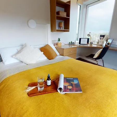 Private Bedrooms With Shared Kitchen And At Iq Tufnell House In Apartment