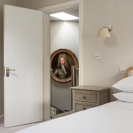 Bathurst Mews Ii By Onefinestay * London