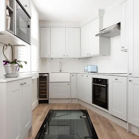Apartment Bathurst Mews Ii By Onefinestay