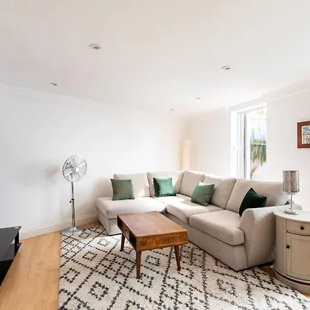 Duke Of Clarence Duplex London