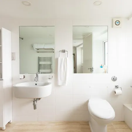 Duke Of Clarence Duplex * London