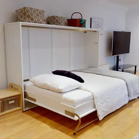Duke Of Clarence Duplex * London