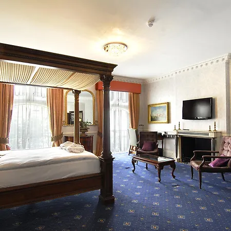 Grand Royale Hyde Park Hotel 4*