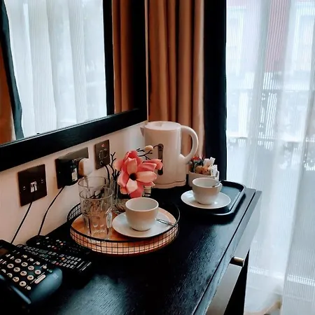 Hotel Edward Paddington 3*