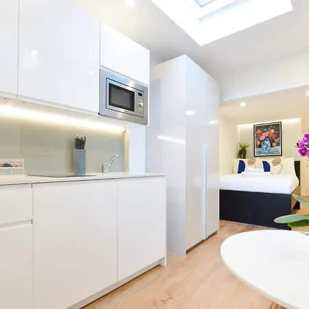 Aparthotel Earls Court West Serviced By Concept London