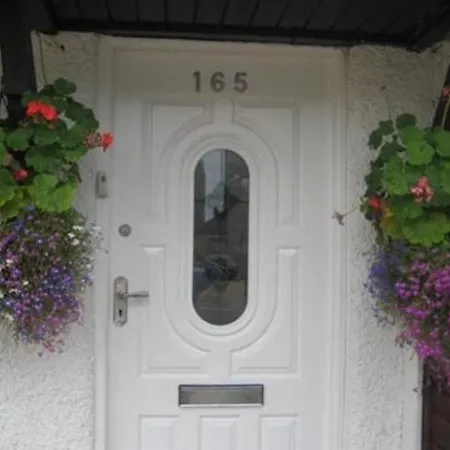 Apple House Wembley Guest house