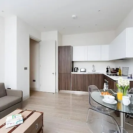 Apartment Recently Redecorated Bright 1br Near Shepherds Bush With Parking Soa *