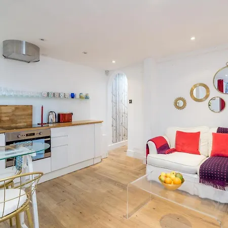 Stylish Flat With Private Yard In Shepherd Bush Appartement *
