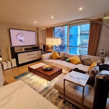Stylish And Modern 1 Bedroom In Farringdon London