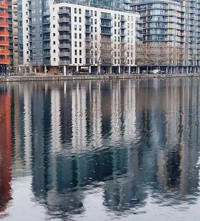 Luxury Waterside Canary Wharf Appartamento Londra