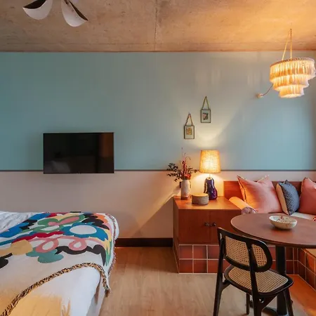 Room2 Chiswick Hometel 4* לונדון