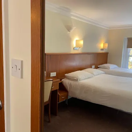 Orchard Hotel