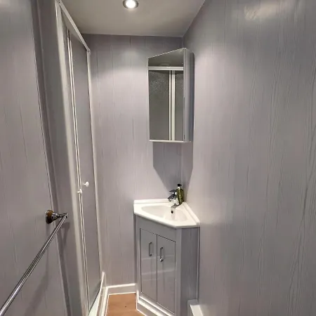 Beautiful Independent In Uk Londres