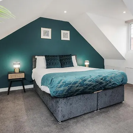 Luxury House With Garden By Damask Homes * Ilford